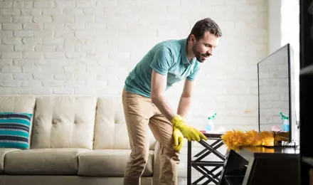 8 astuces pour faire aimer le nettoyage aux enfants - Okay